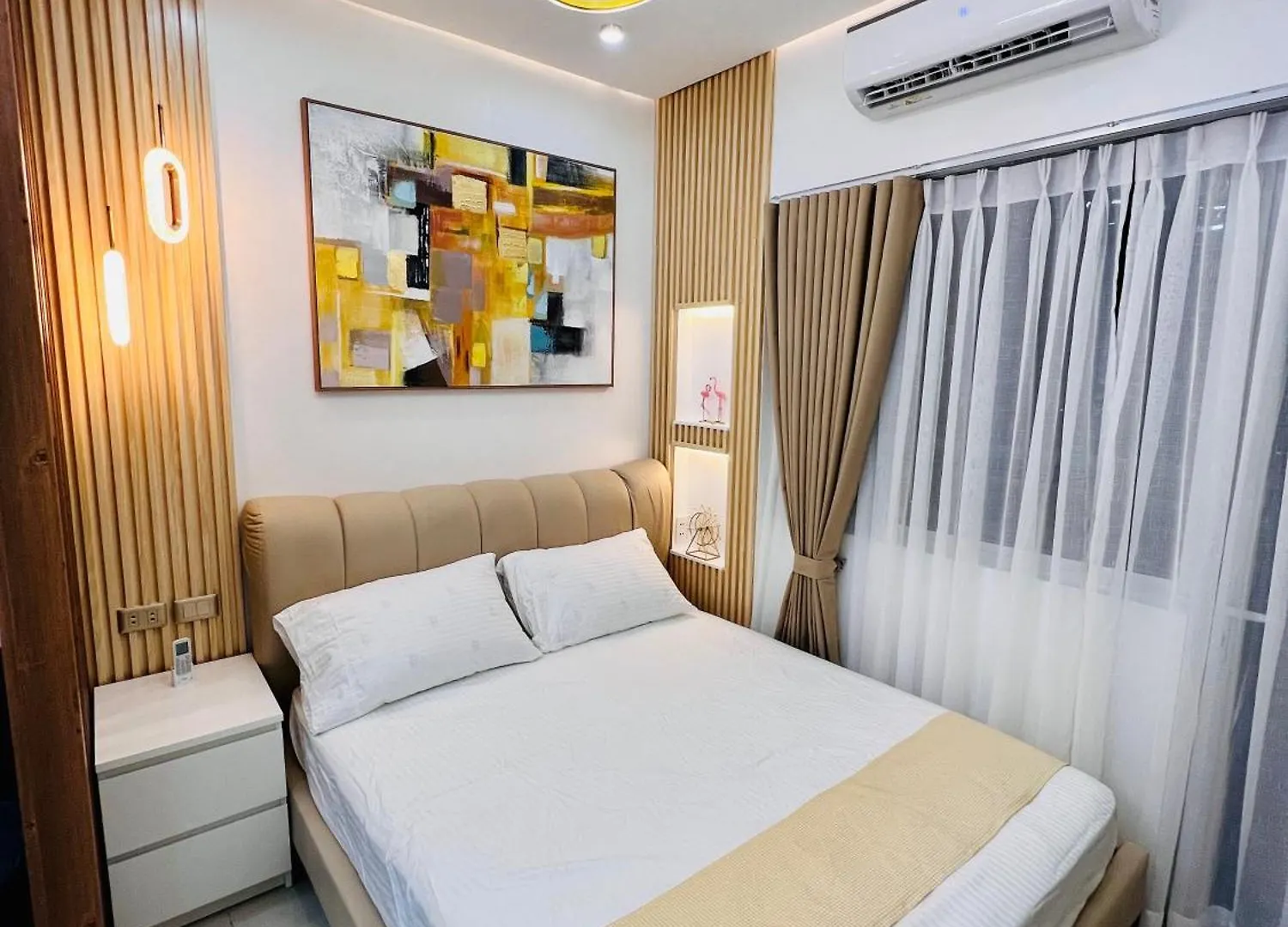 Breeze Residences - Manila Bay View